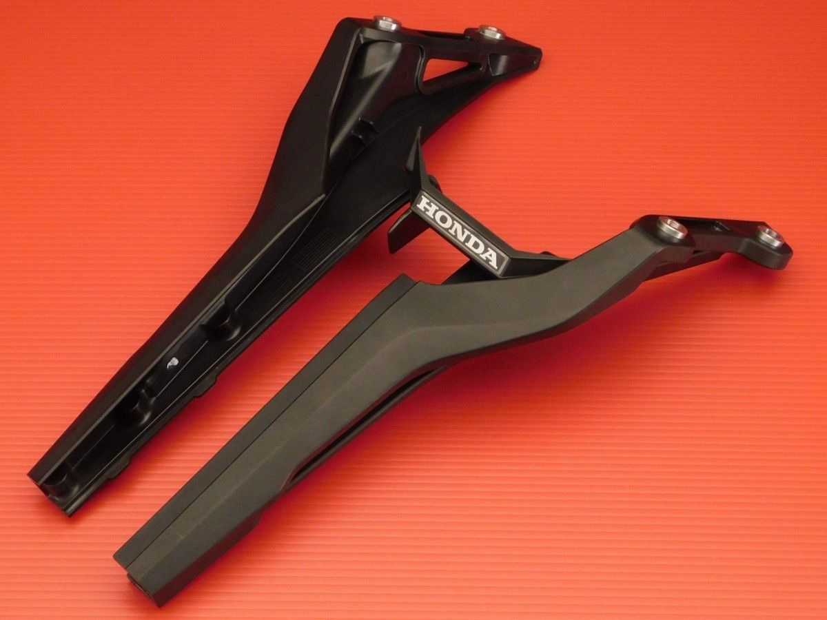送料0円 美品☆ CBR650R RH03 2019 純正 リア テール グラブ グリップ バー 左右 セット 80132-MKN-D50 80131-MKN-D50 80151-MKN-D500 @e5321F41