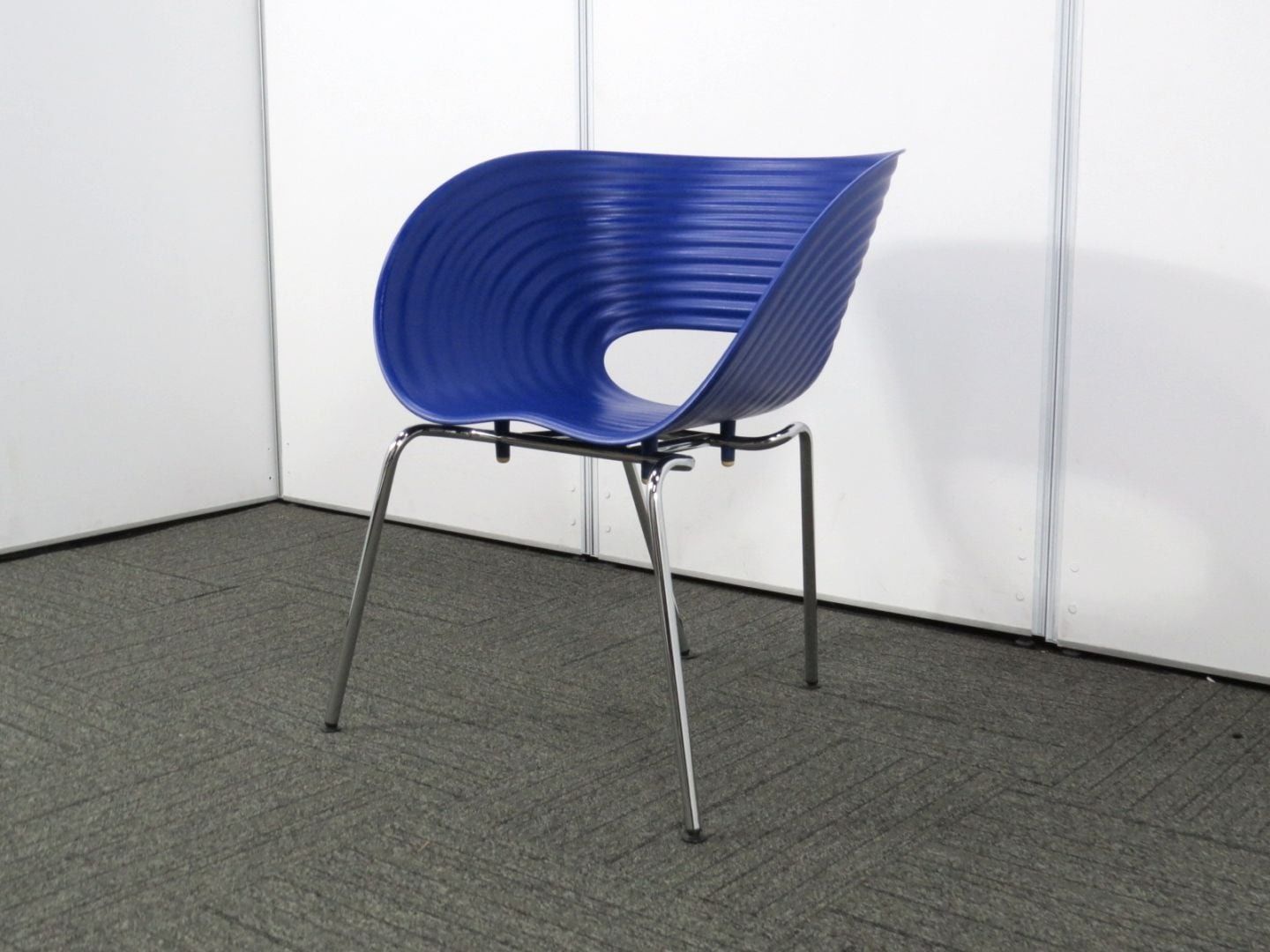 中古】トムバックチェア ヴィトラ ブルー 中古オフィス家具 M0044