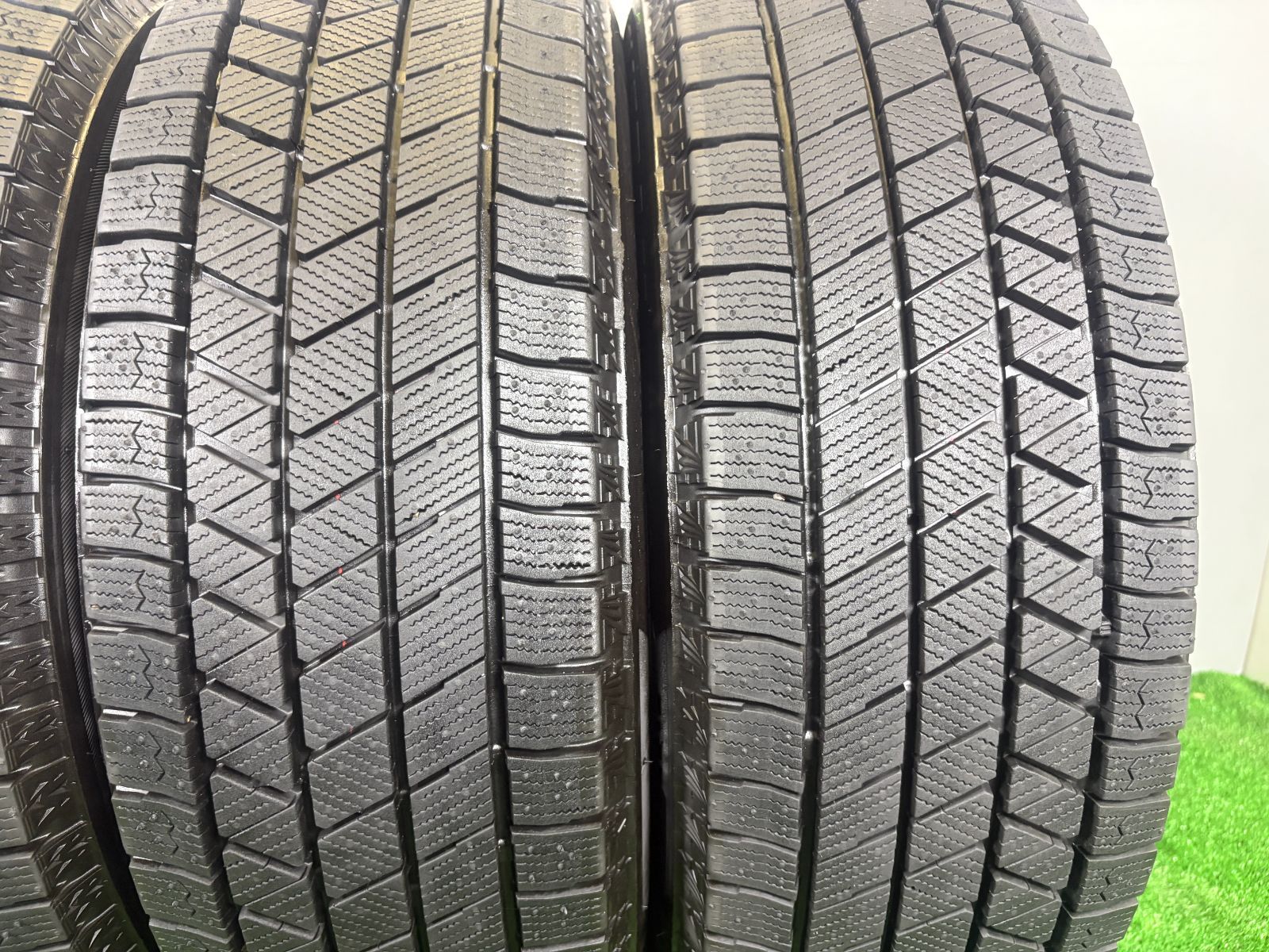 送料無料☆195/65R15 ブリヂストン VRX3 2023年製 4本 冬 タイヤ