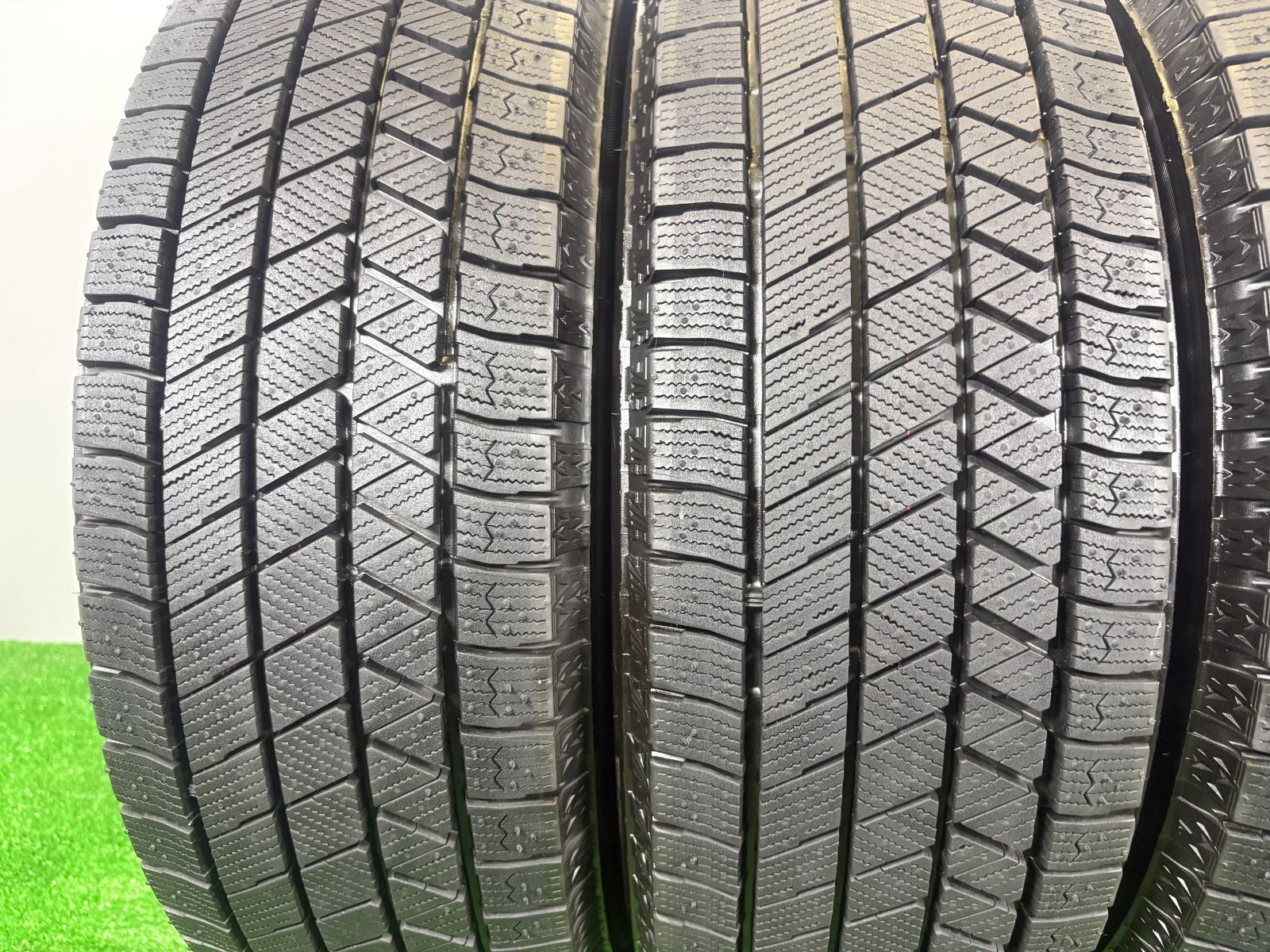 送料無料☆195/65R15 ブリヂストン VRX3 2023年製 4本 冬 タイヤ