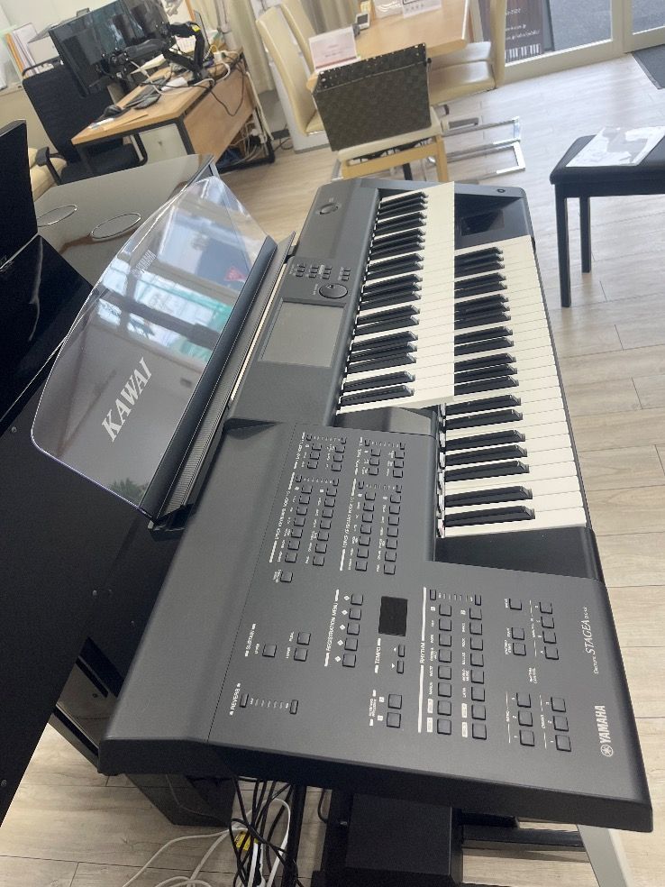 ★86114【電子ピアノ】YAMAHA　ELC02　2023年製 ☆86114【電子ピアノ】YAMAHA ELC02 2023年製 - メルカリ