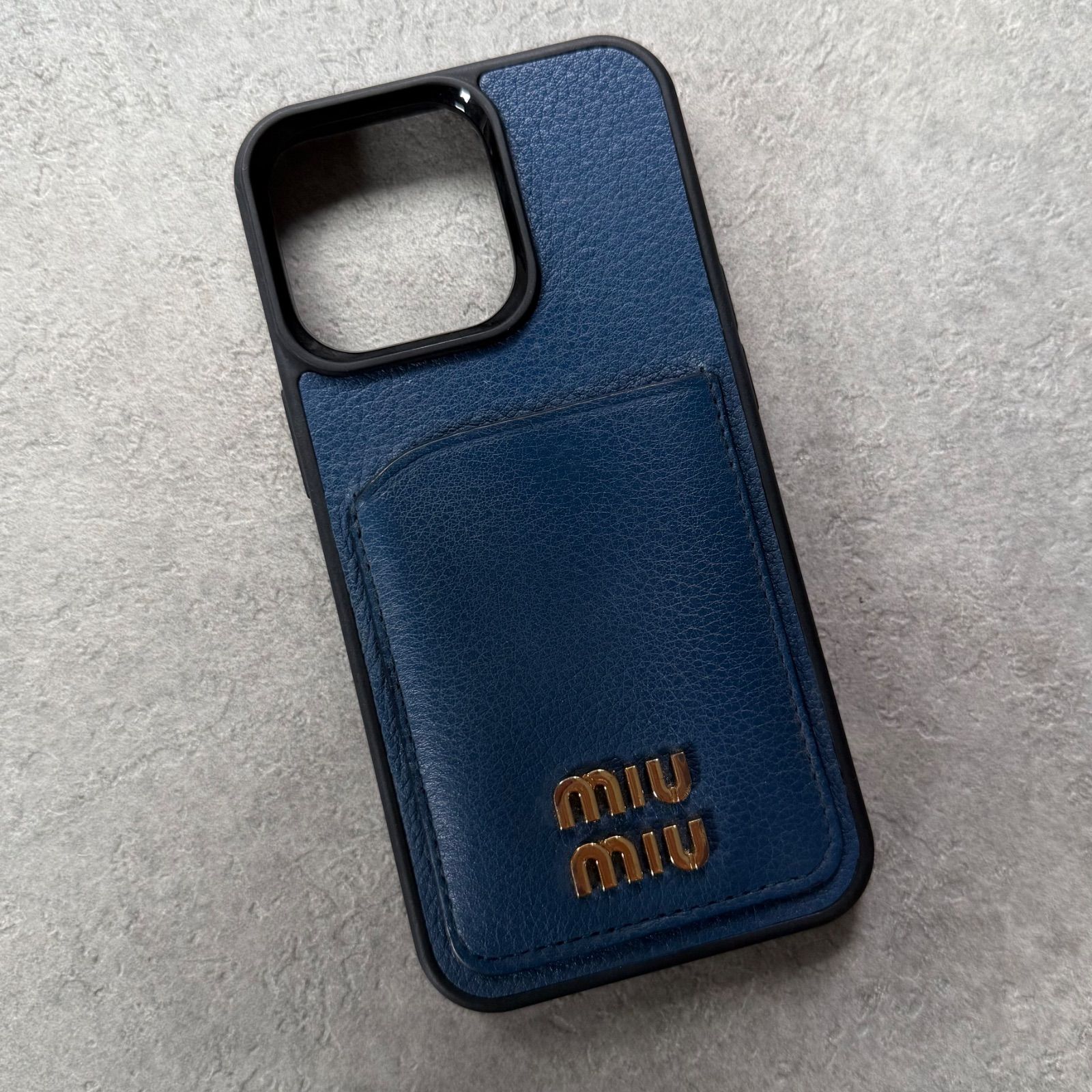MIU MIU ミュウミュウ iPhone13pro ケース カードケース レザー ネイビー ゴールド金具