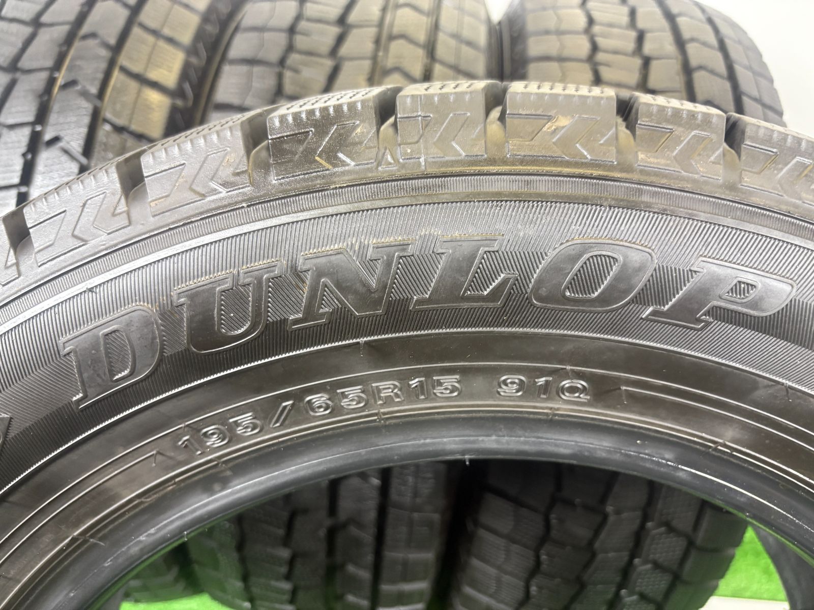 送料無料☆195/65R15 ダンロップ WM02 2024年製 4本 冬 タイヤ 