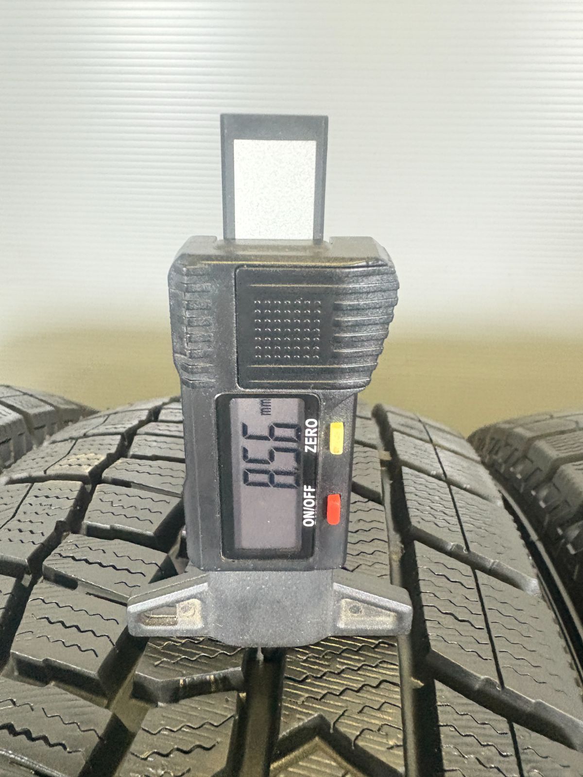 送料無料☆195/65R15 ダンロップ WM02 2024年製 4本 冬 タイヤ
