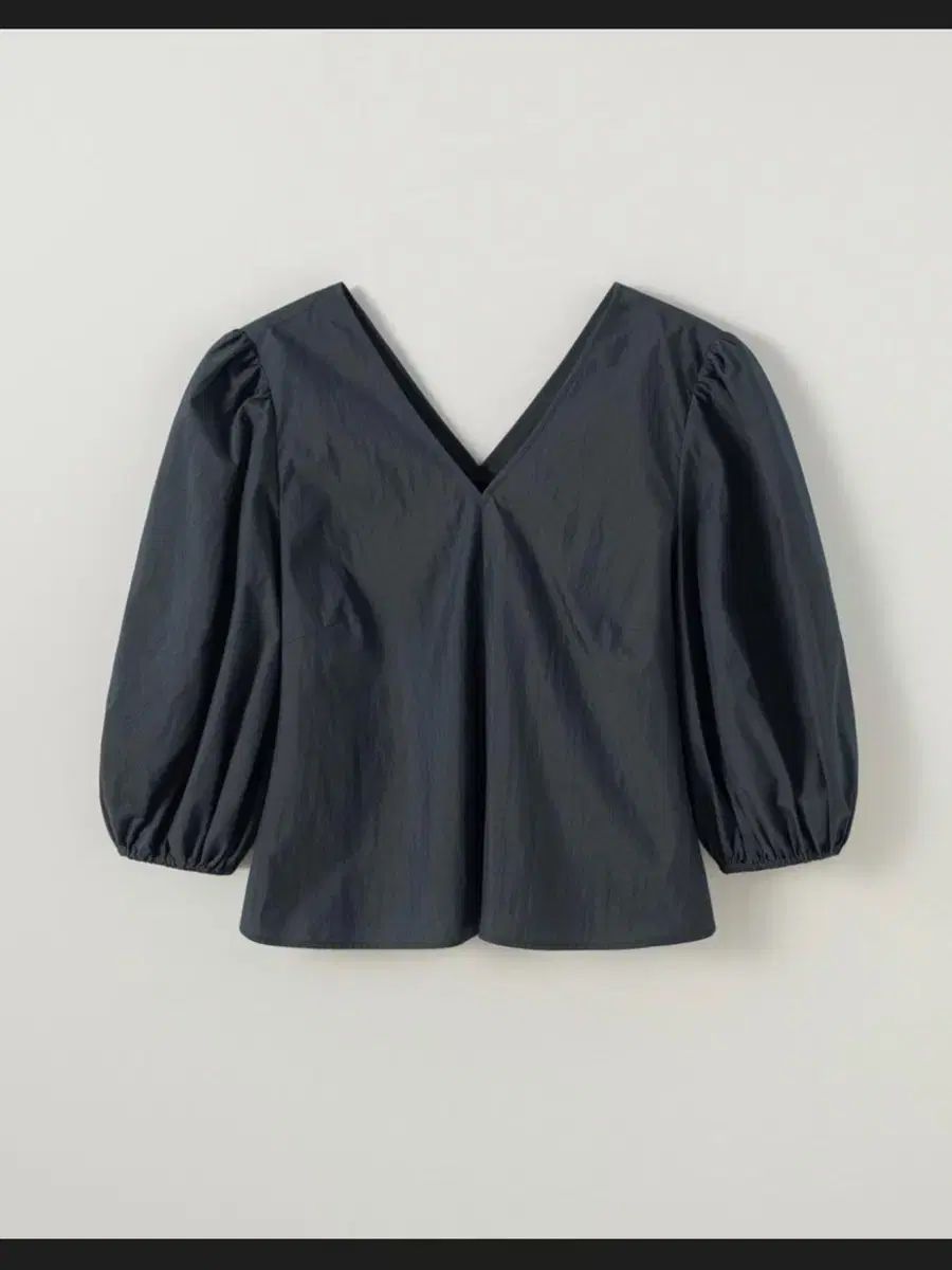 新品) シエ 르 셀리나 コットン ブラウス(ネイビー モブ サイコ100 ラベンダー)