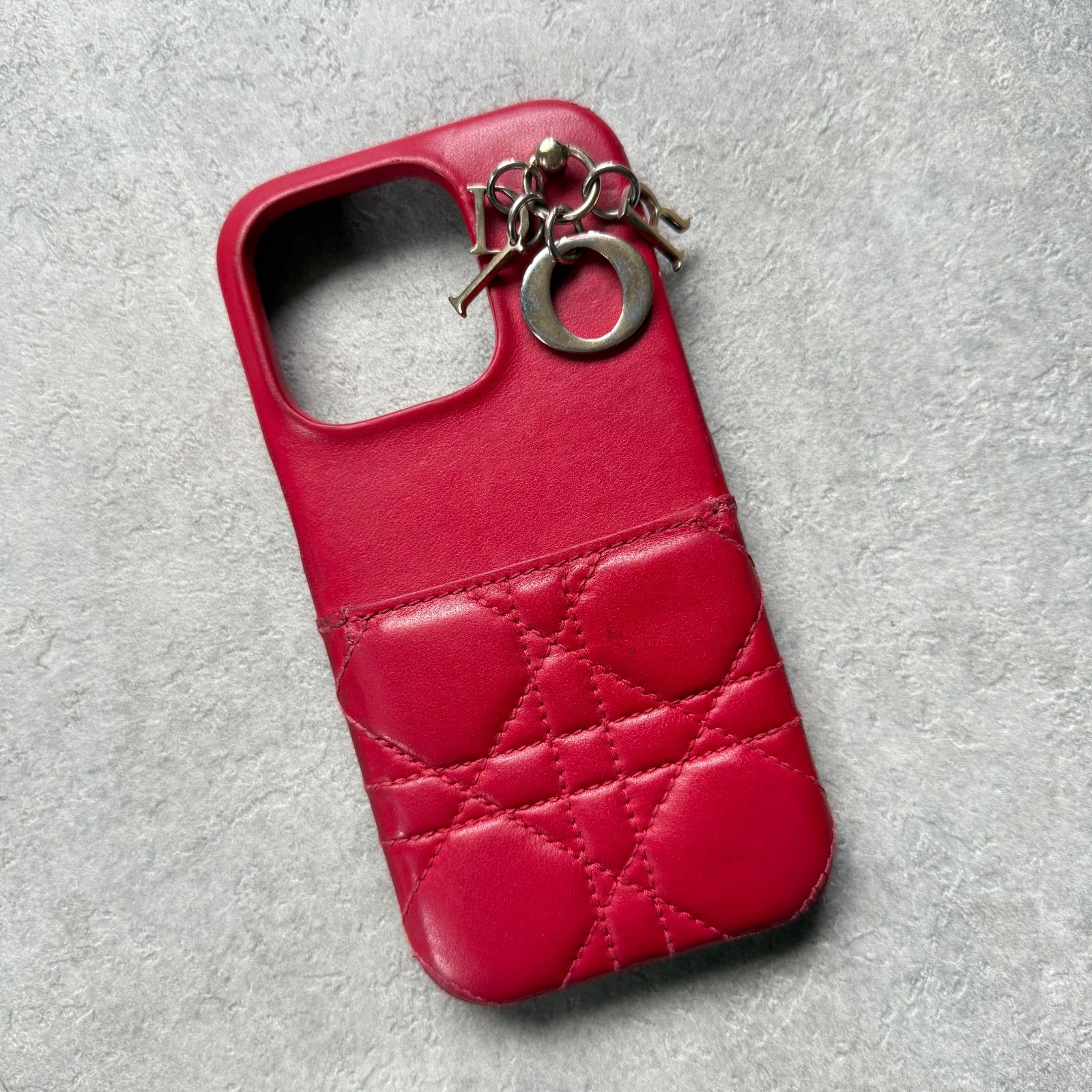 Christian Dior クリスチャンディオール Lady Dior iPhone14pro ケース レザー チャーム レッド 赤 カナージュ