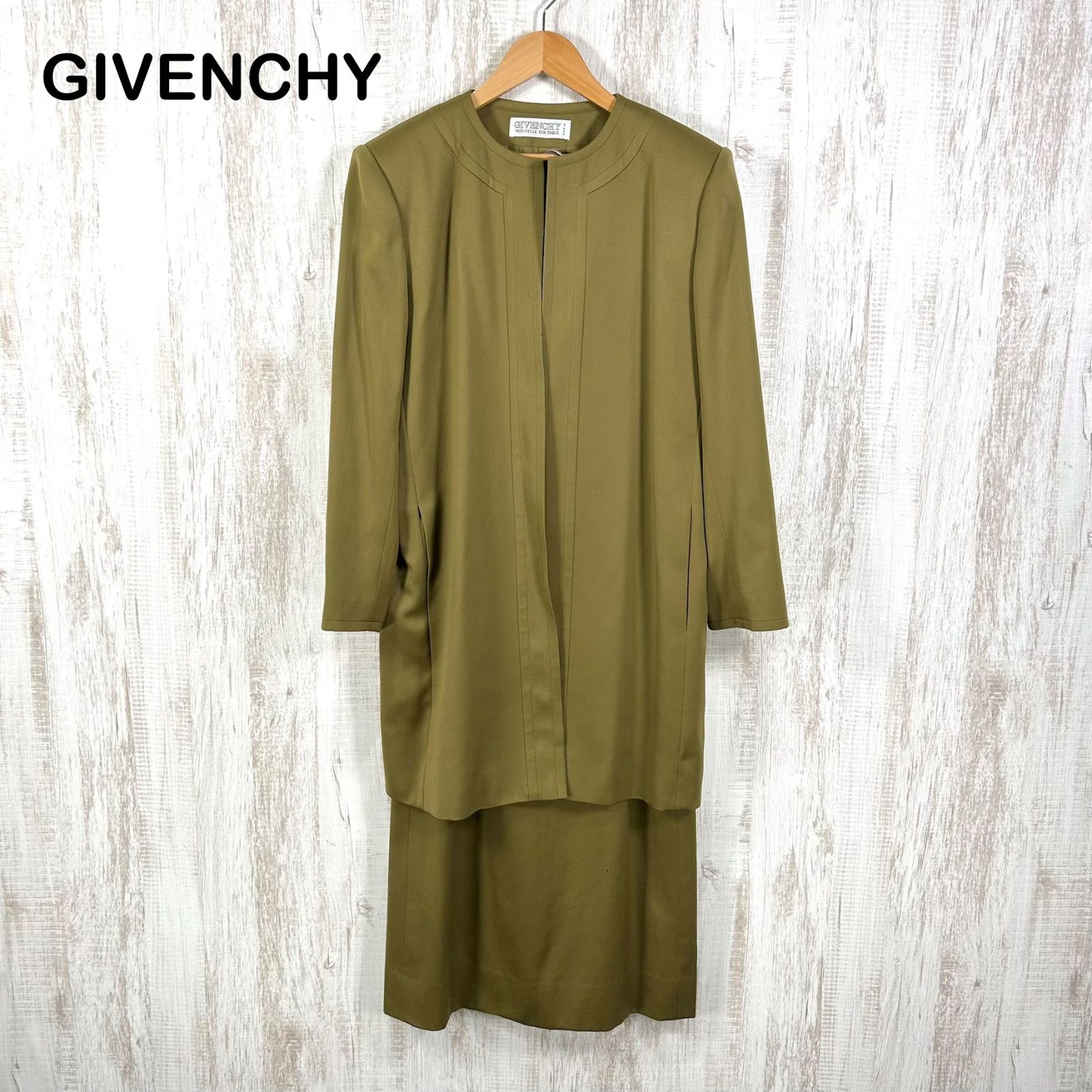 80s GIVENCHY ヴィンテージ ジバンシー ウール ノーカラージャケット スカートセットアップ カーキ