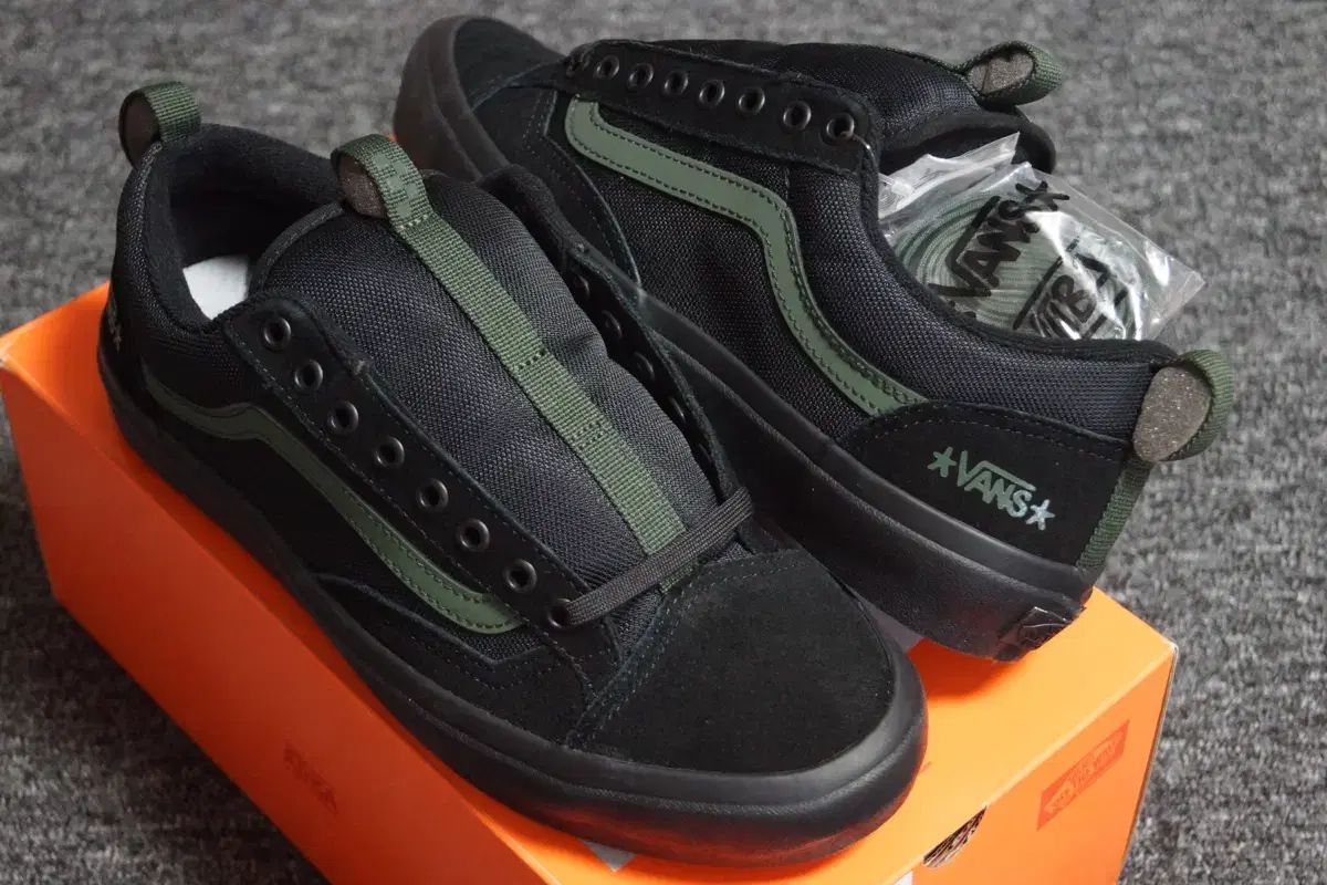 (280) VANS X ATIBAS SKATE OLDSKOOL 36+