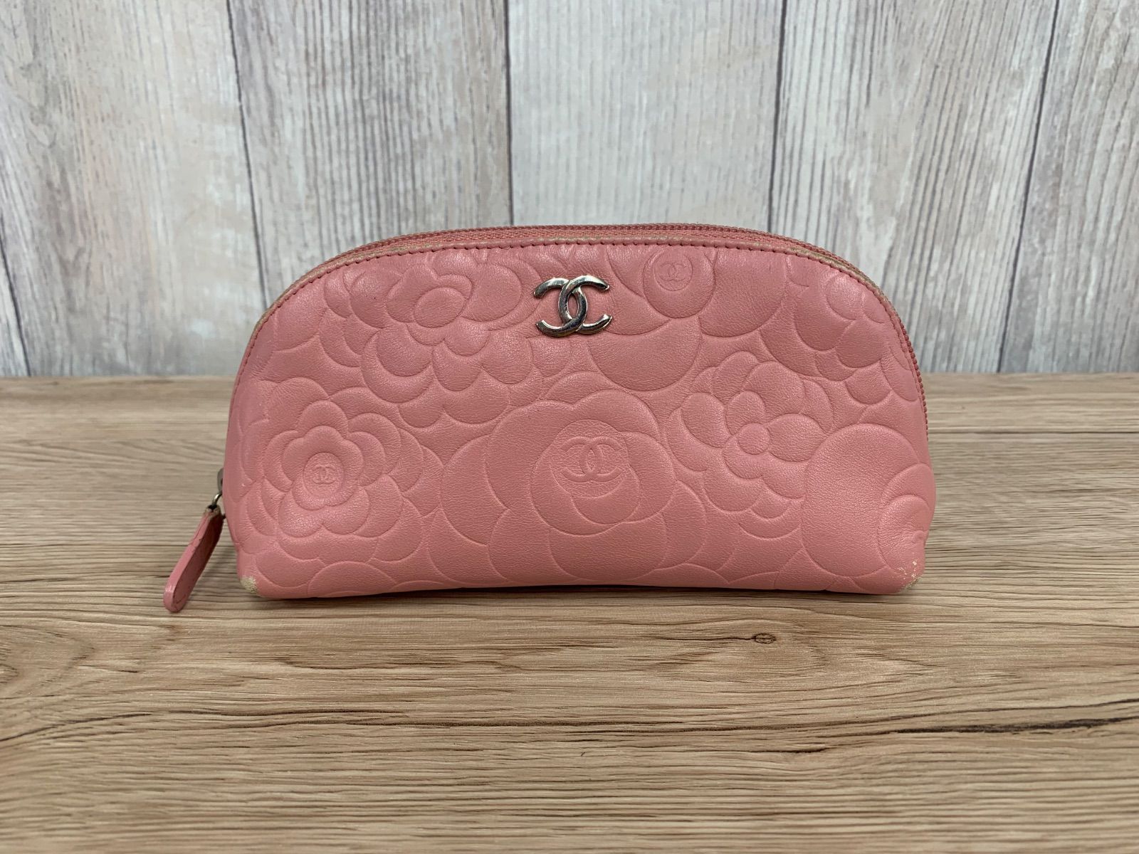 CHANEL シャネル ポーチ カメリア ラムスキン ピンク 平塚店　衣料品