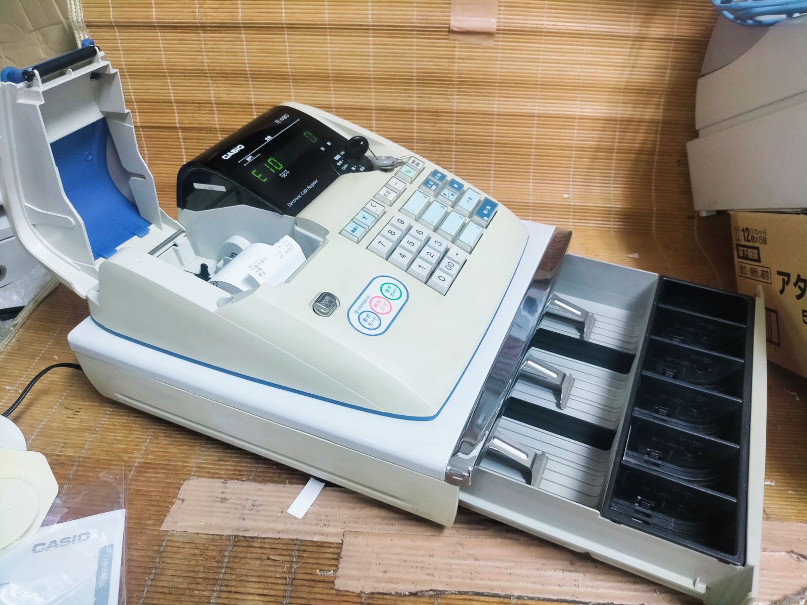 カシオレジスター TE-M80 中古品 人気機種感熱紙 送料無料 101033
