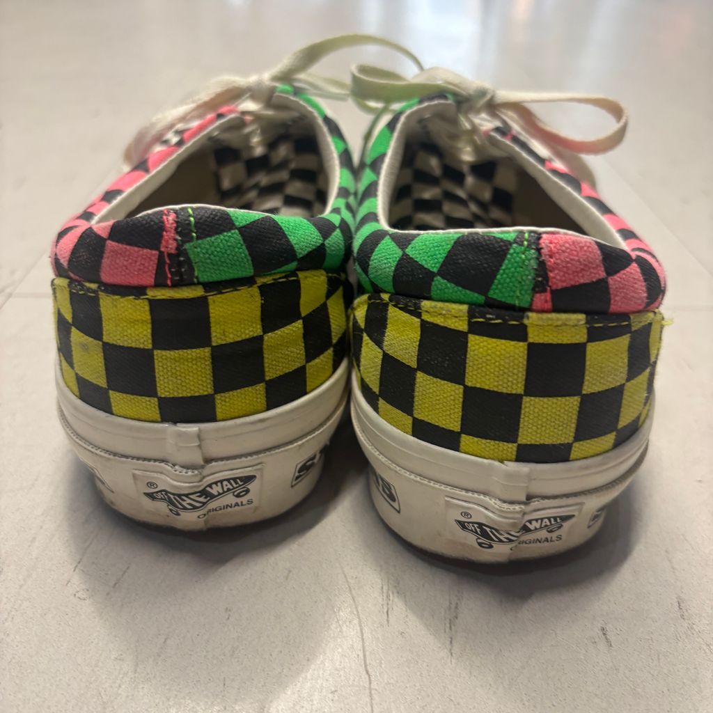 SNS Sneakersnstuff Vans バンズ Sneakersnstuff、LAストア1周年祝した