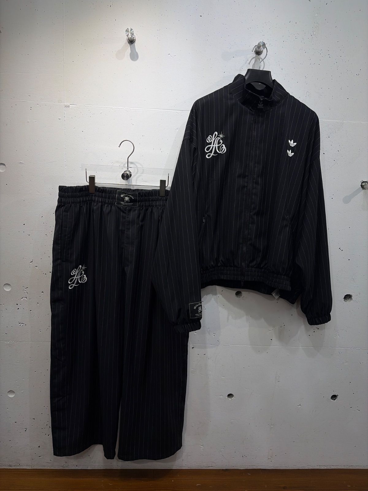 新品　Adidas x Willy Chavarria　Pinstripe Track Jacket ピンストライプ　トラックジャケット　セットアップ