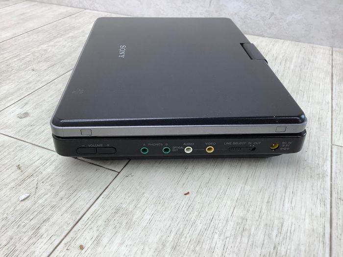 N7 SONY DVP-FX860DT ポータブルDVDプレーヤー 純正アダプター付き