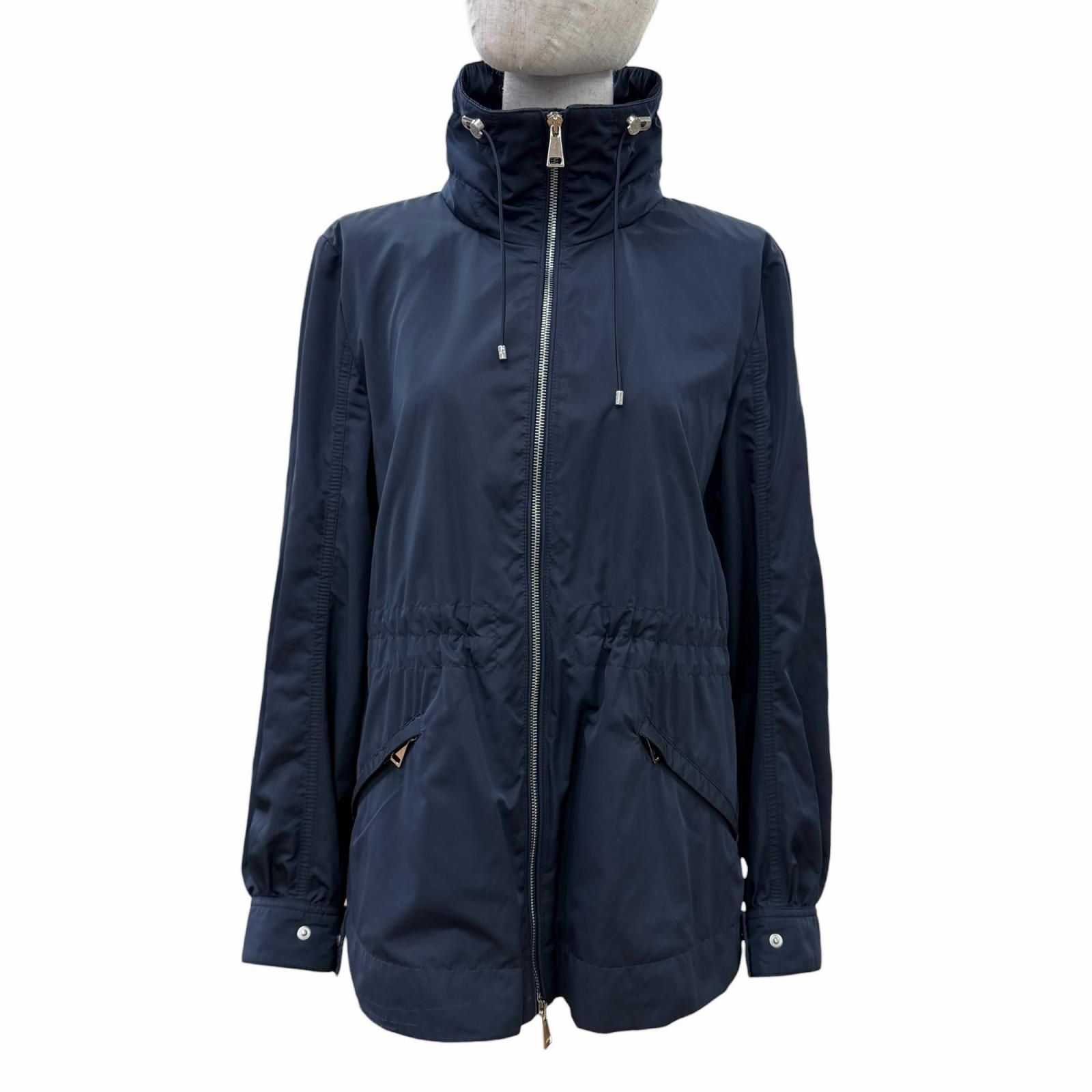 美品☆MONCLER モンクレール 2023年製 J10931A00087 ENET ロゴワッペン