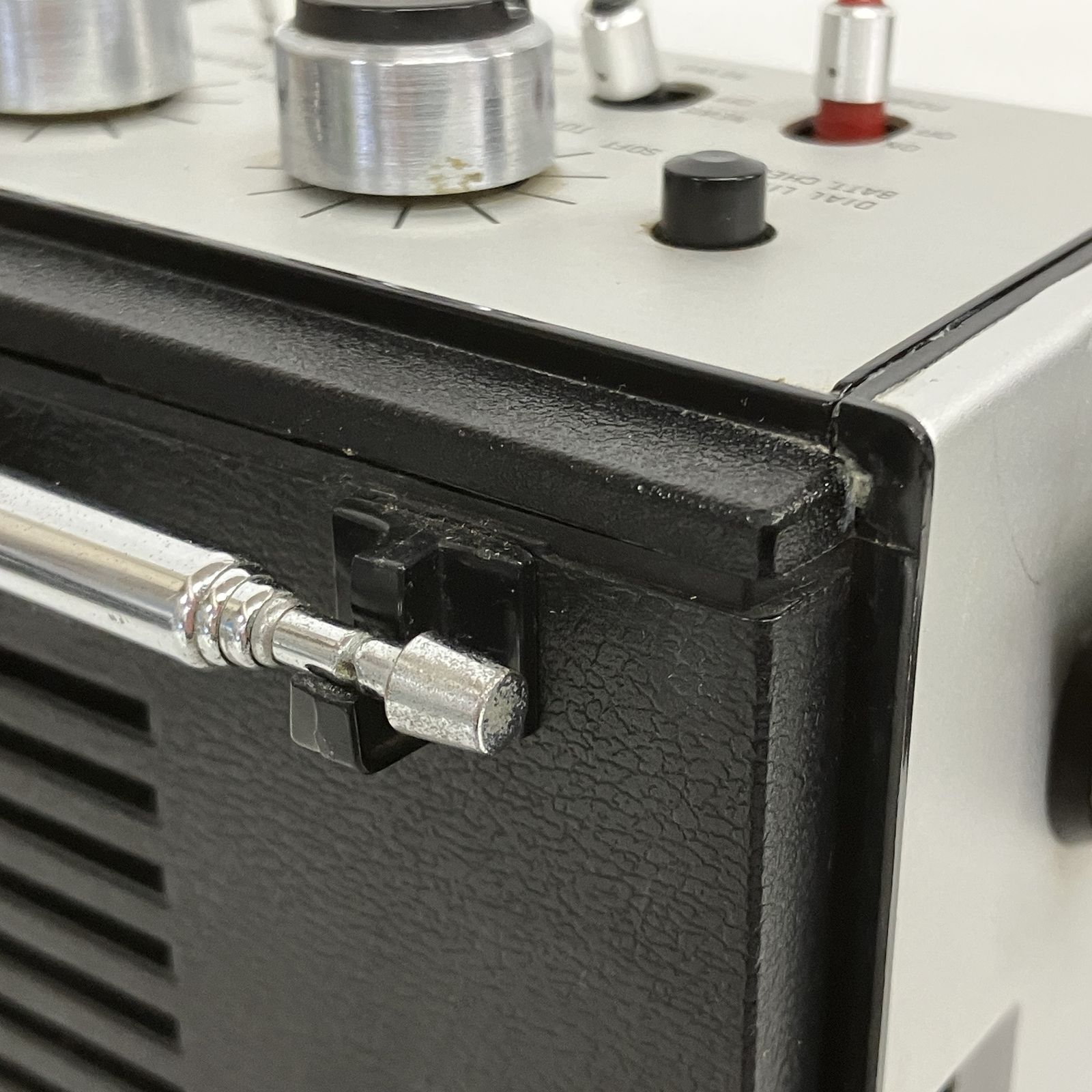 National RF-868 World Boy 2000GX ワールドボーイ ポータブルラジオ