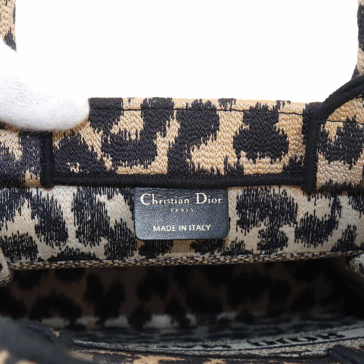 新品同様 クリスチャン ディオール Christian Dior レオパード ブック