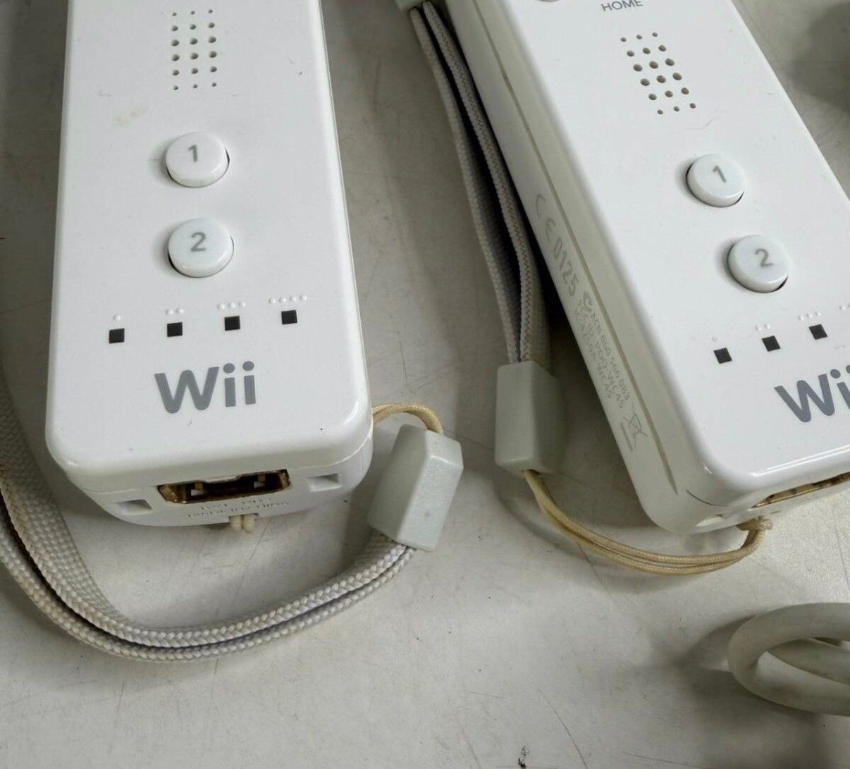 ○Wii 本体 ヌンチャク リモコン ソフト Wiisports マリオカート