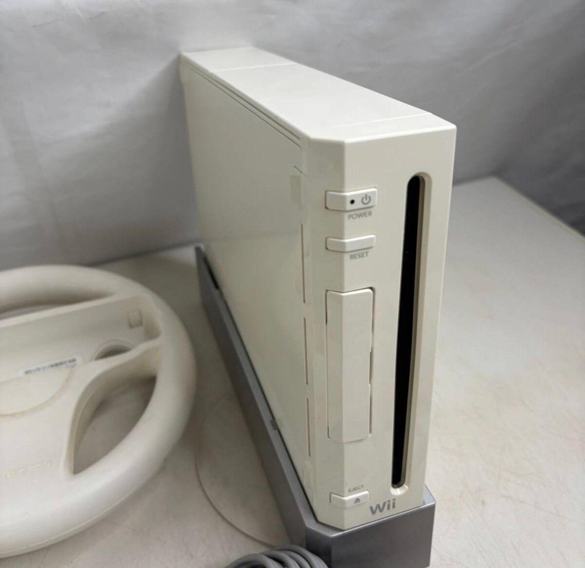 ○Wii 本体 ヌンチャク リモコン ソフト Wiisports マリオカート