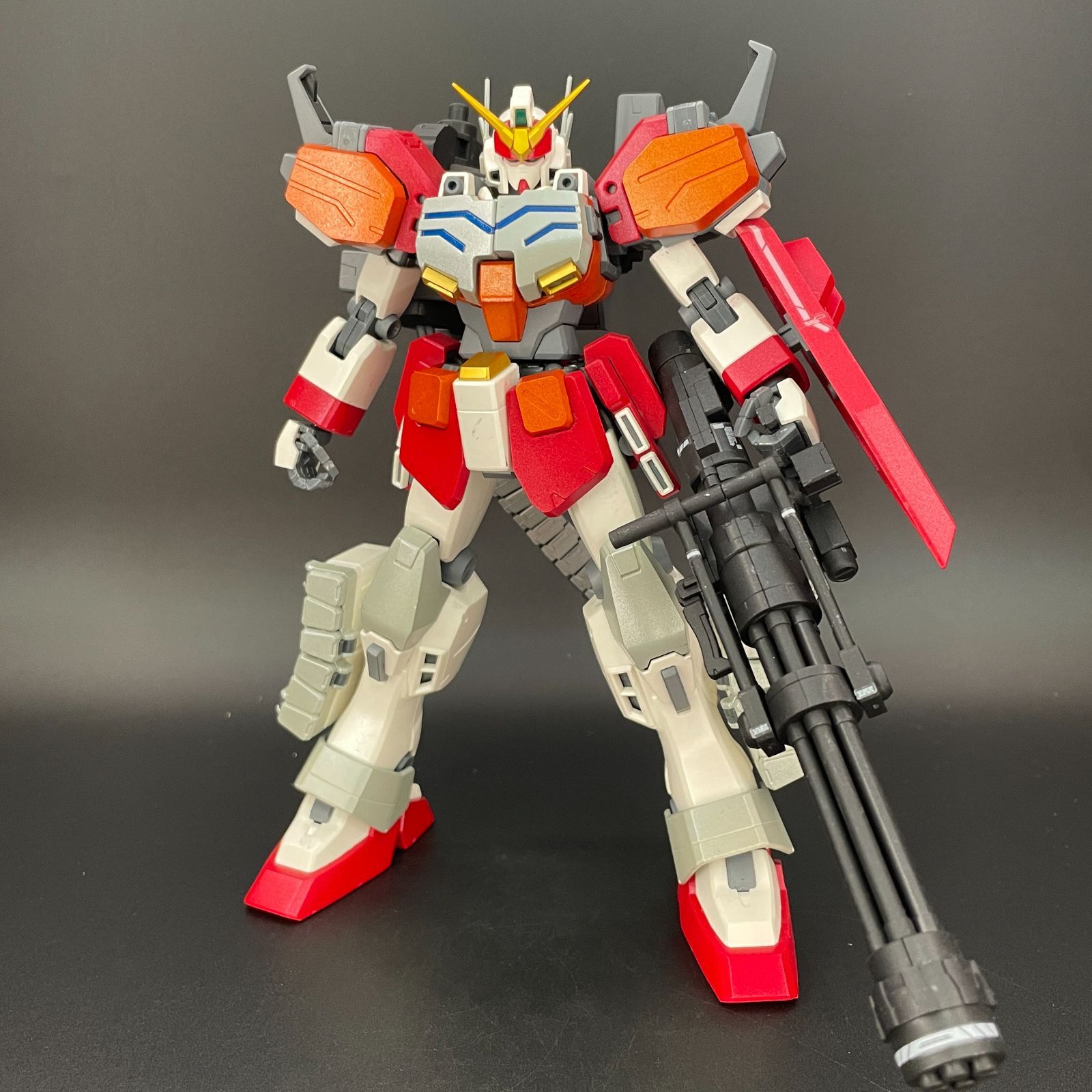 ガンプラ【ジャンク品/塗装、汚れ、キズ】 MG 1/100 ガンダム