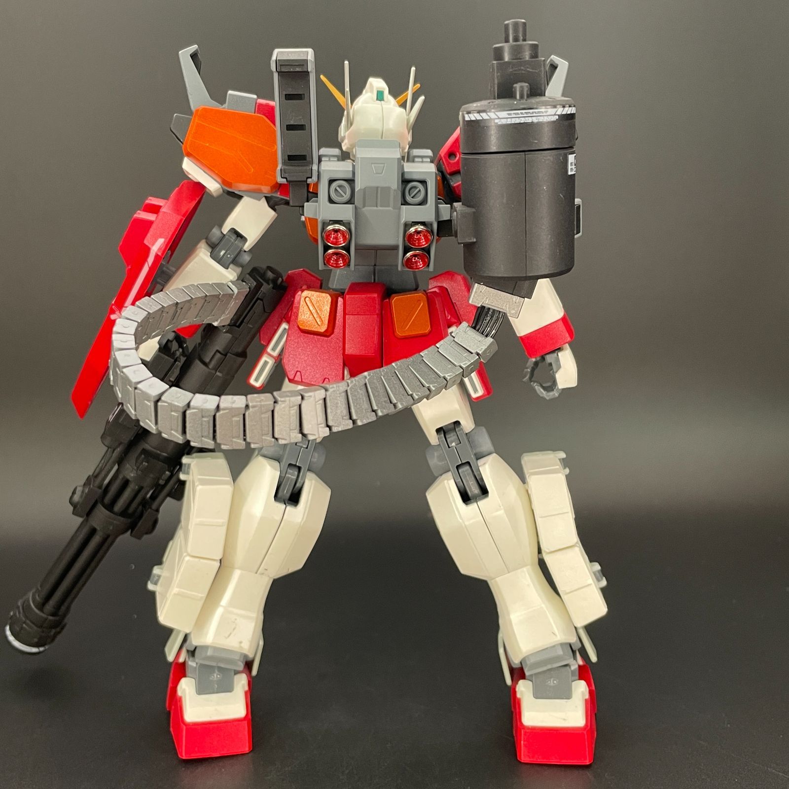 ガンプラ【ジャンク品/塗装、汚れ、キズ】 MG 1/100 ガンダム