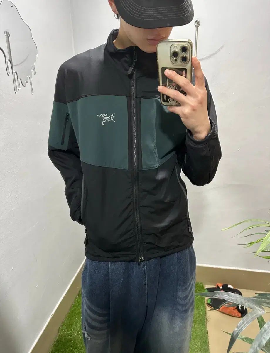 ARC'TERYX アークテリクス 旧モデル ポーラテック POLICE(ポリス) ジップアップ ジャケット L(95-100)