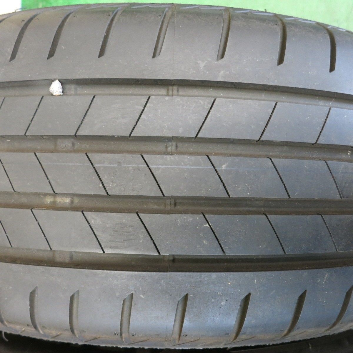 バリ溝！キレイ！9.5分◎JEEP ジープ レネゲード 純正 MOPAR 215/60R17 