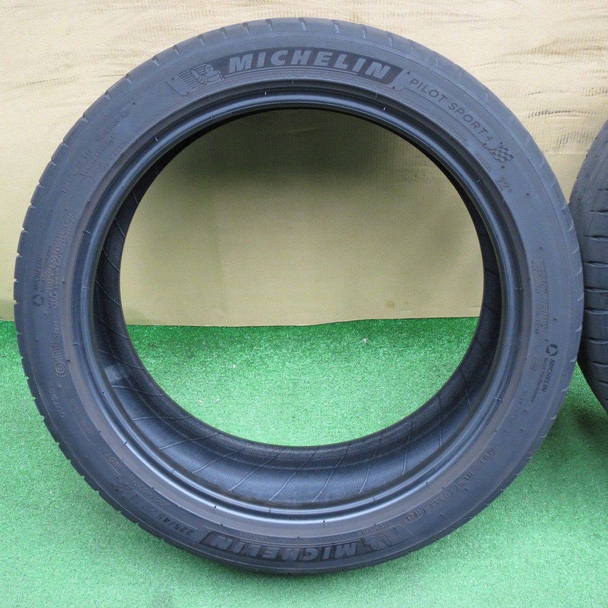 4本価格☆225/45R18 ミシュラン パイロットスポーツ4 タイヤ 18インチ 4本価格☆225/45R18 ミシュラン パイロットスポーツ4 タイヤ 18インチ