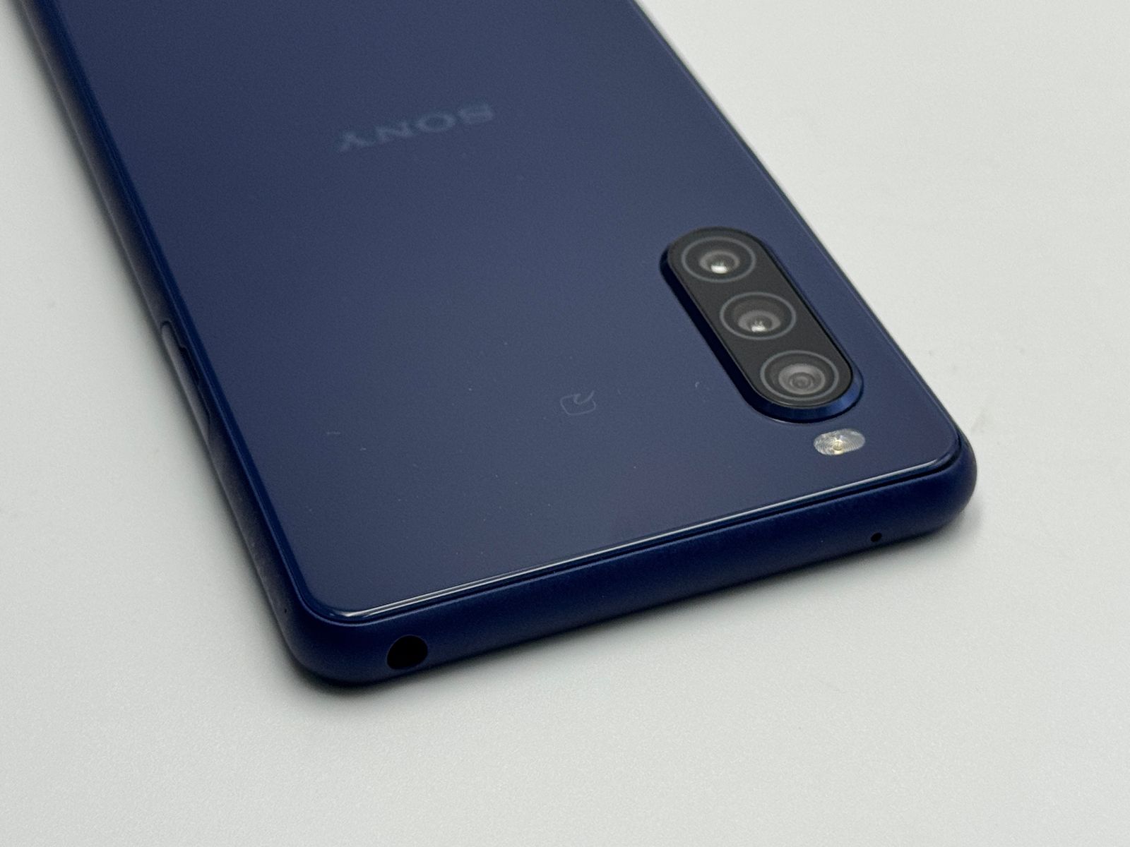 中古C】Xperia 10 II SO-41A ブルー SIMフリー - メルカリ