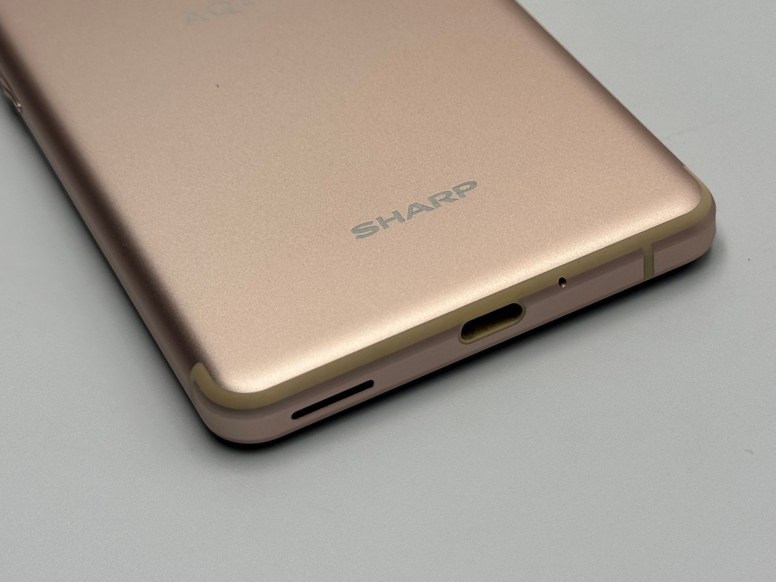 中古A】AQUOS sense4 lite SH-RM15 ライトカッパー SIMフリー 白ロム