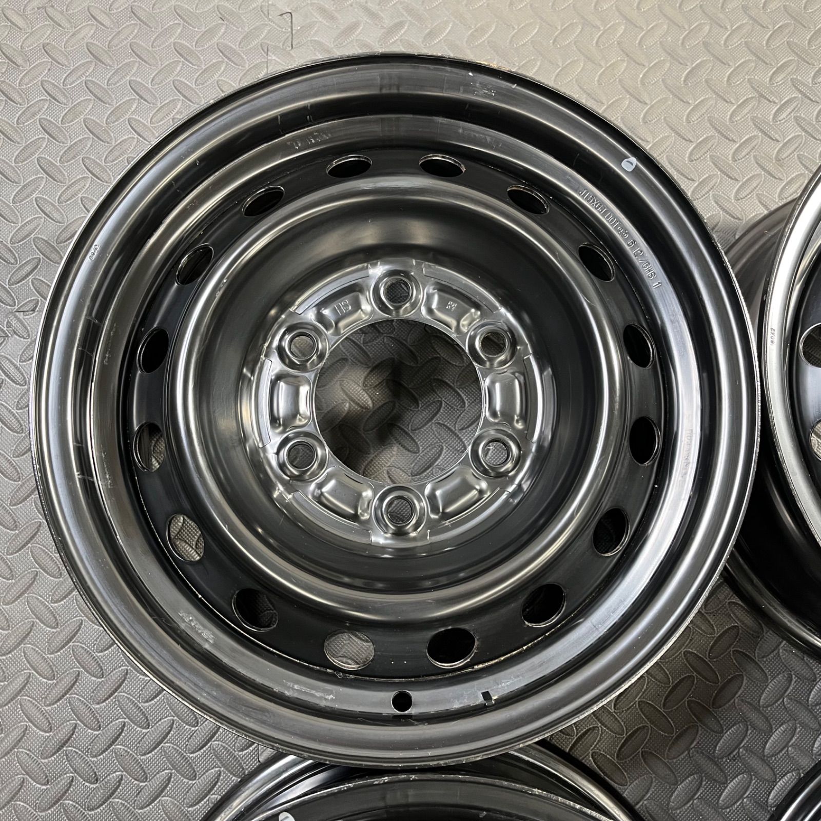 トヨタ純正スチールホイール 15×6J+35 PCD139.7/6H ハイエース