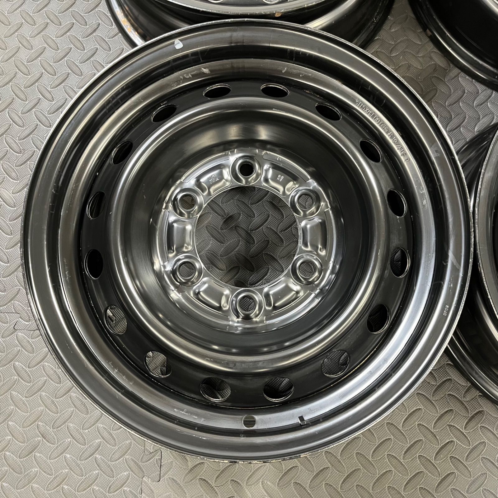 トヨタ純正スチールホイール 15×6J+35 PCD139.7/6H ハイエース