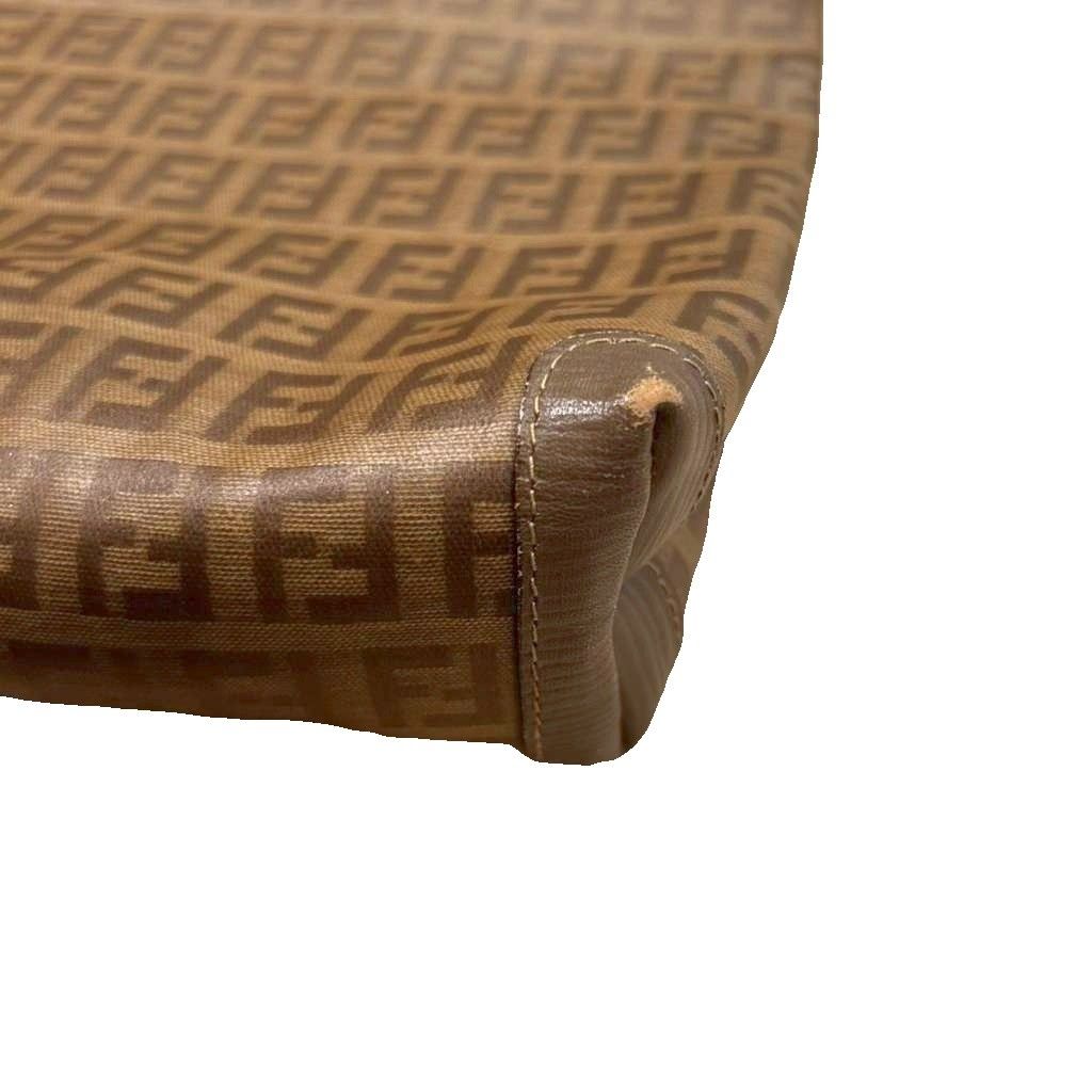 フェンディ FENDI ショルダーバッグ ズッカ柄 がま口 ベージュ □GY99