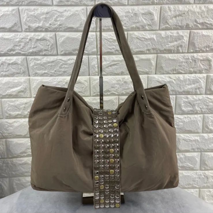 earth music&ecology×TRESchouette/アースミュージック&エコロジー×トレシュエット.コラボショルダーバッグ、牛革スタッズベルト、ブラウン