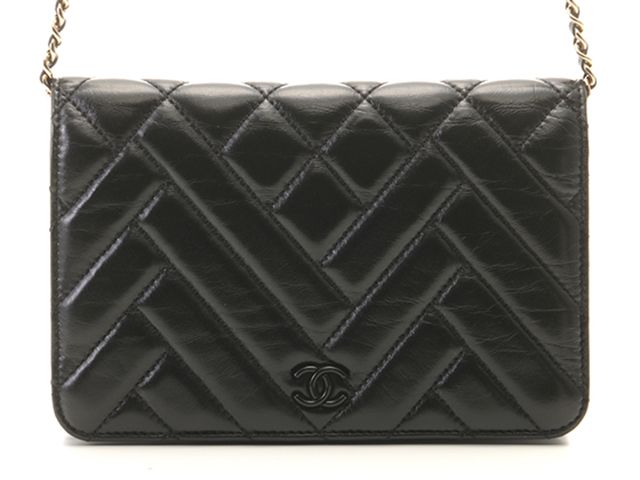 CHANEL　シャネル　バイアスステッチ　チェーンウォレット　ブラック/GP　ラムスキン　 レディース　2148104122643【中古】【430】