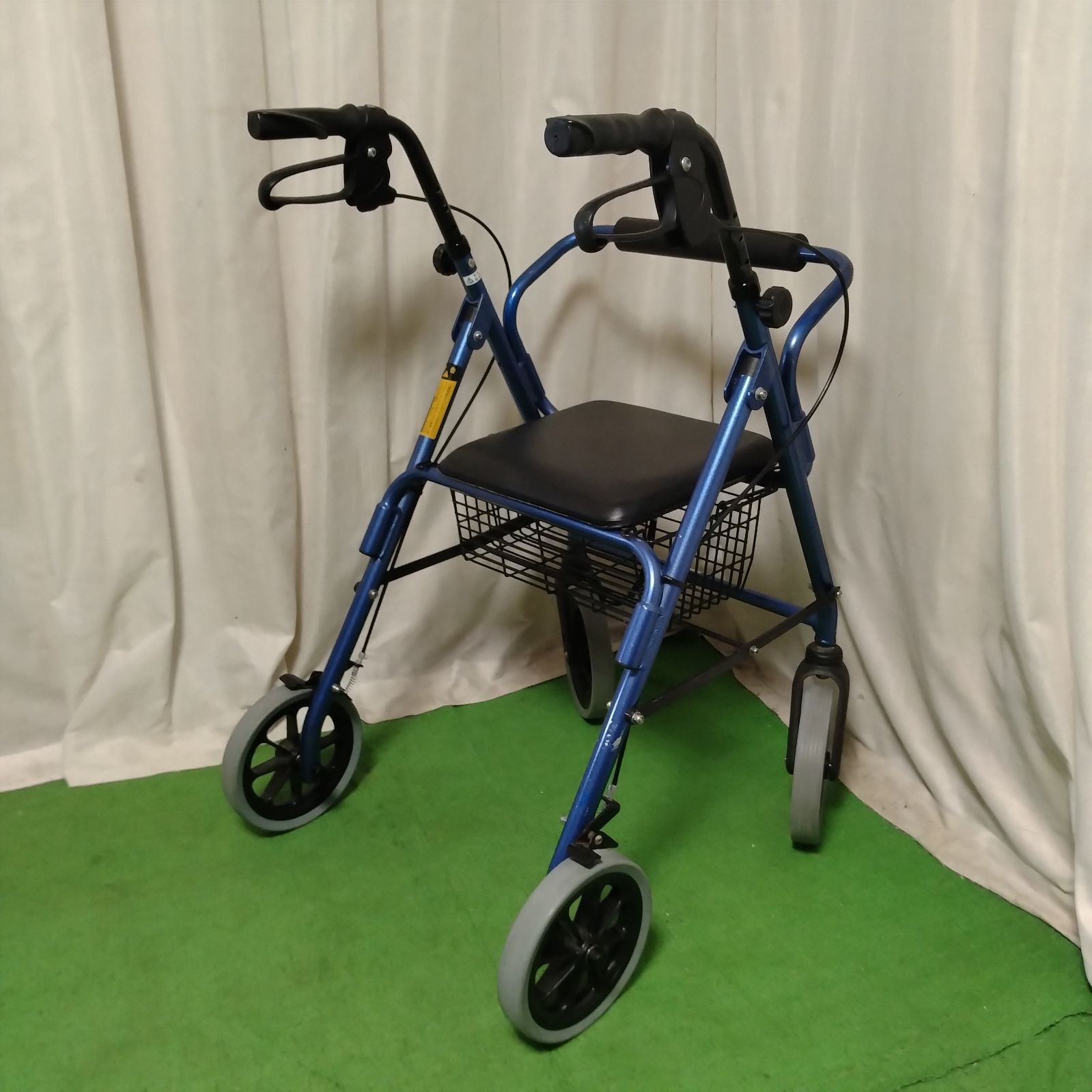 HK-6205) 竹虎ヒューマンケア ハッピー2 NB 歩行器 歩行車 歩行補助
