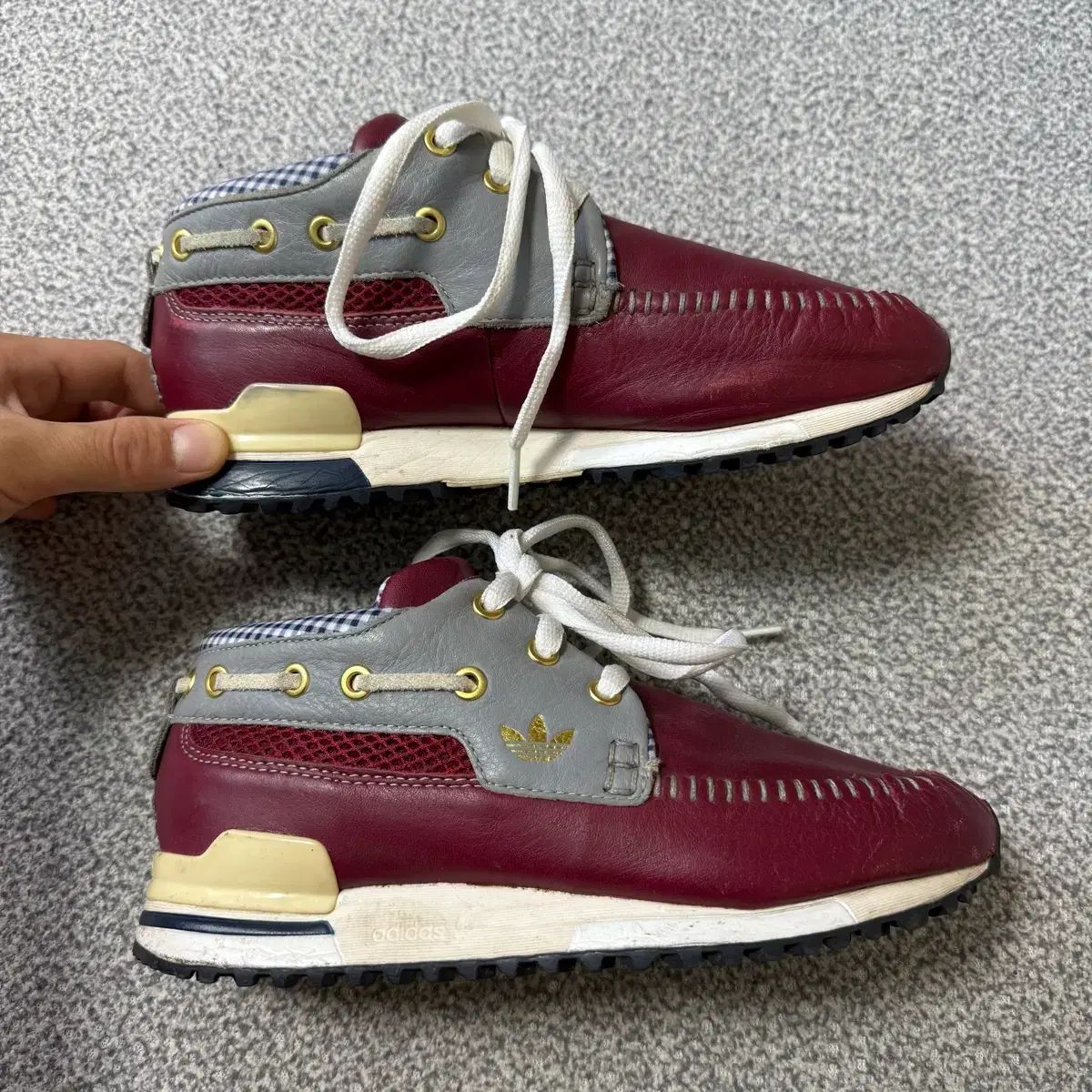 28万円 adidas ボート シューズ 230