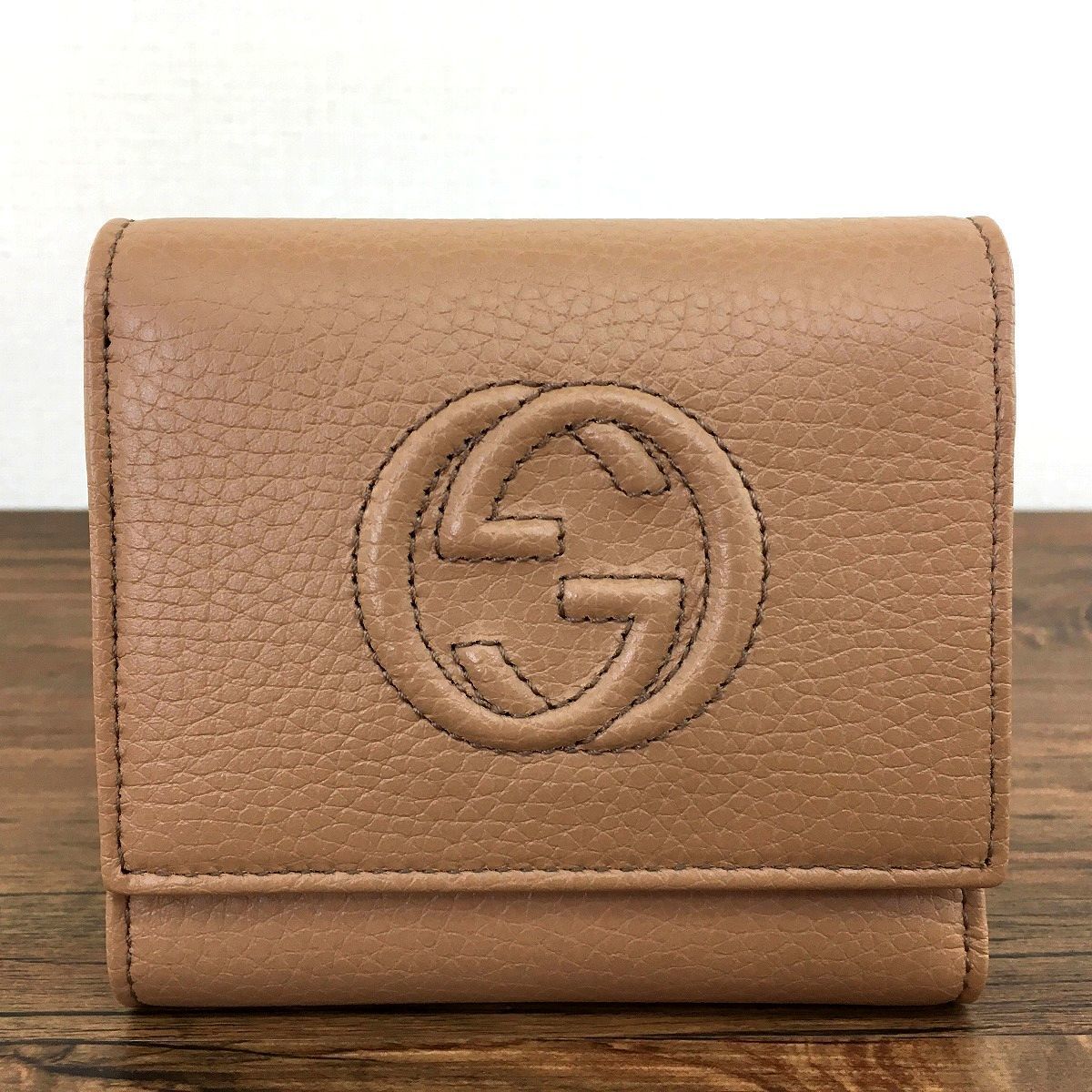 未使用品 GUCCI 598207 ソーホー ベージュ 三つ折り財布 箱付き 318