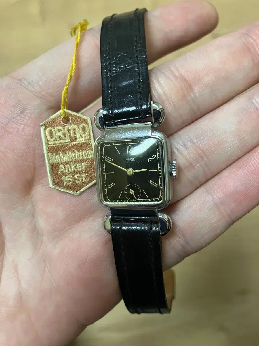 ドイツ ヴィンテージ ORMO 手巻き時計 出品