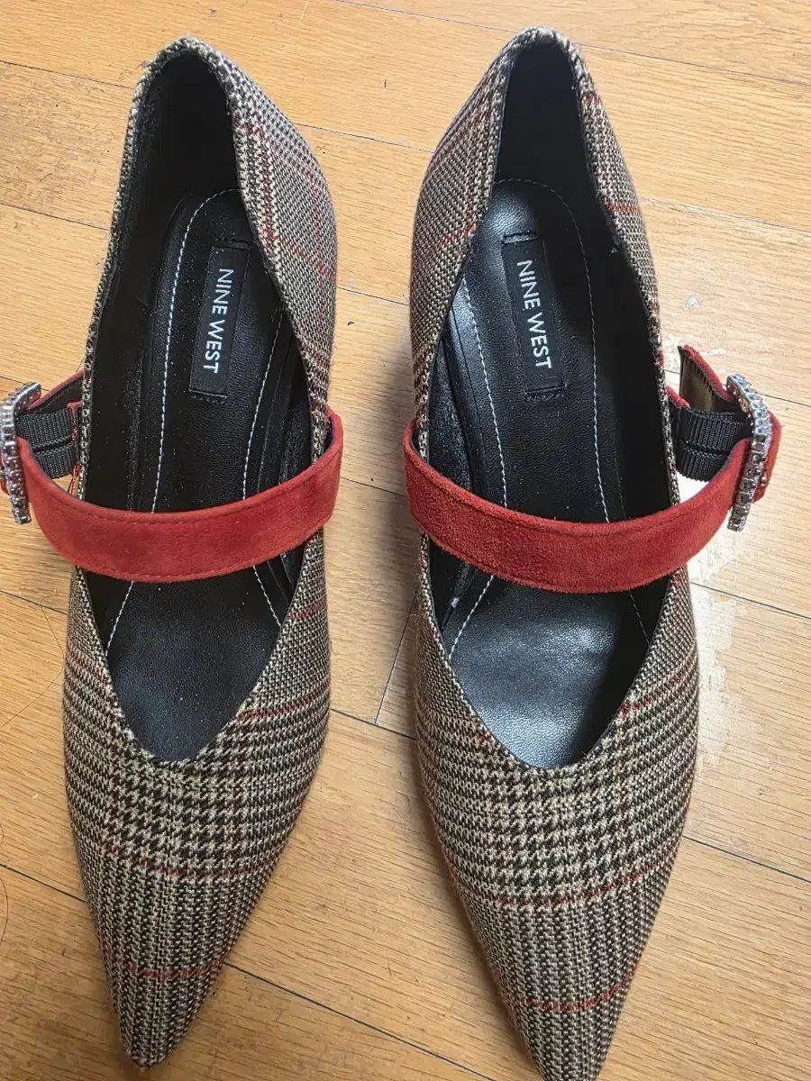 正規品/240 ナインウエスト グレンチェック キュービック バックル メリージェーン ヒール