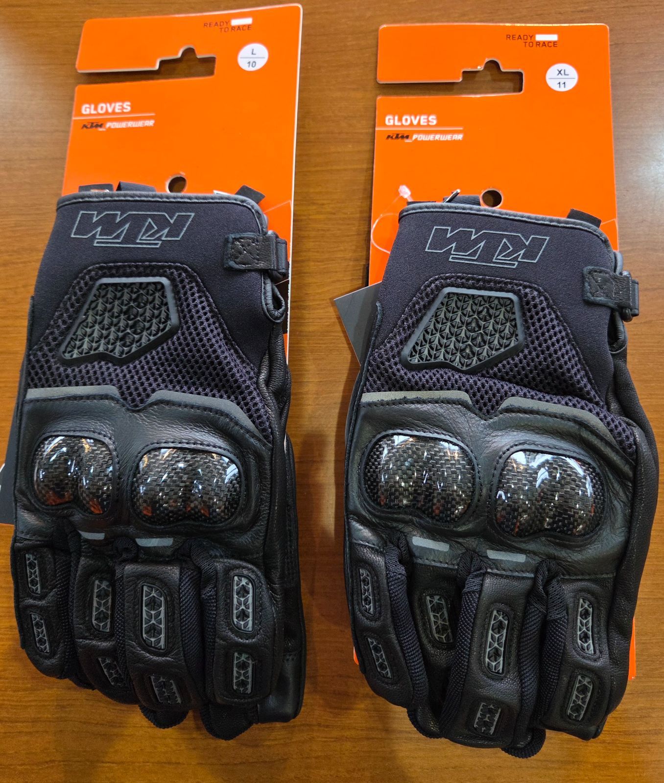 KTM　RADICAL X V3 GLOVES STEALTH　バイク用　グローブ　メッシュ素材