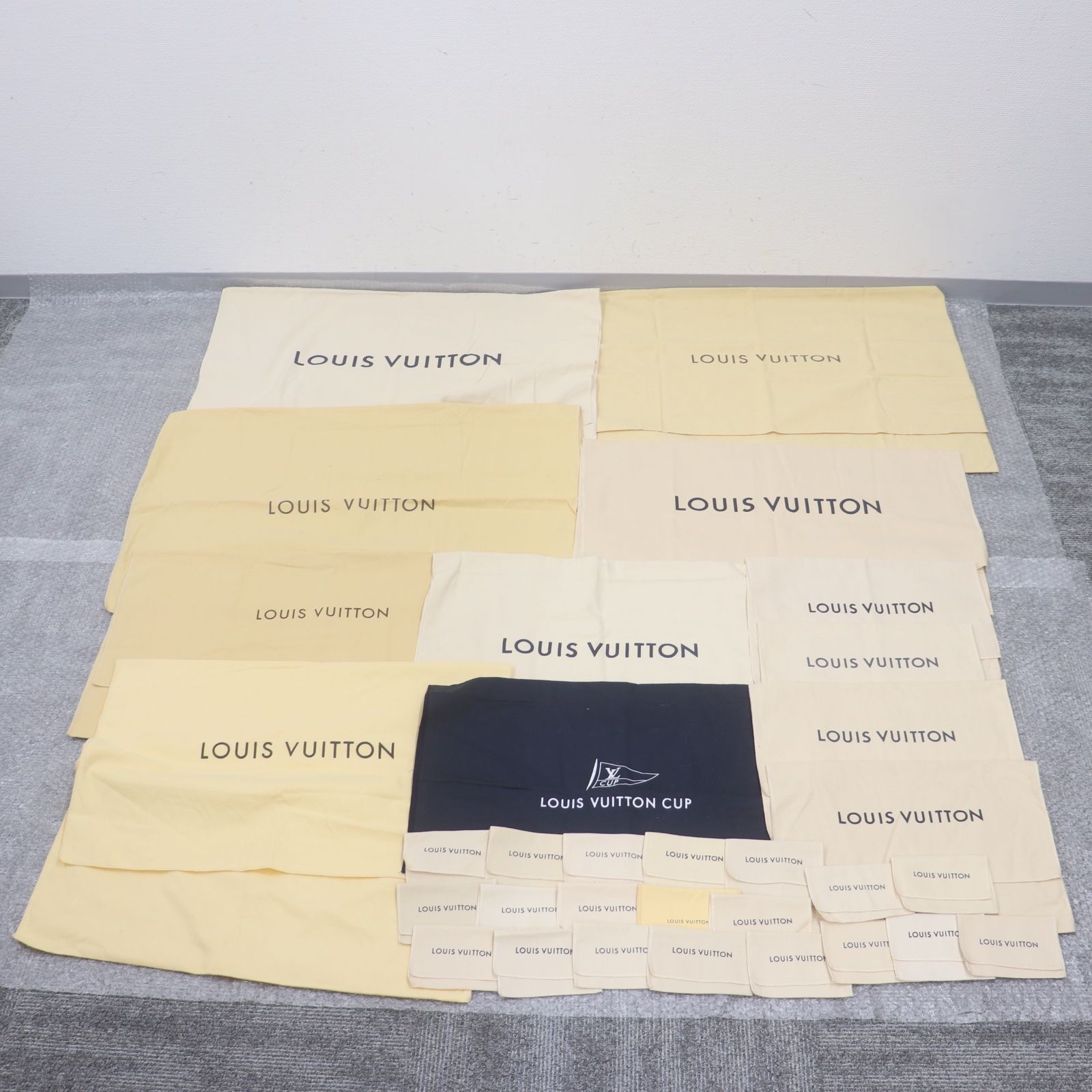 ITKEAYONWU9W LOUIS VUITTON ルイヴィトン 保存袋 大小 枚 収納 ポーチ