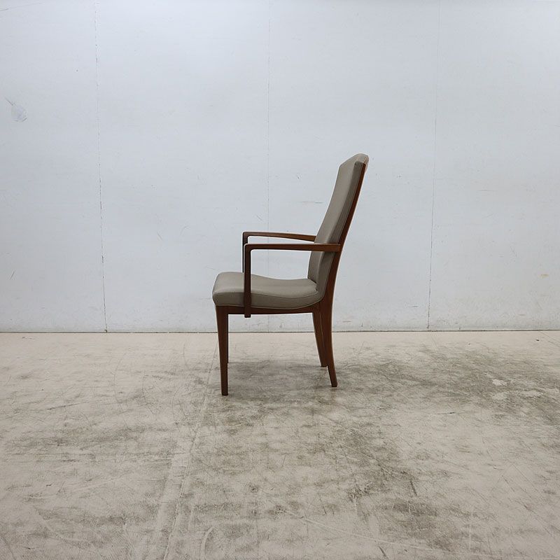 展示品 Karimoku カリモク CT78 ダイニングチェア/アームチェア/肘付 展示品 Karimoku カリモク CT78 ダイニングチェア/アームチェア/肘付