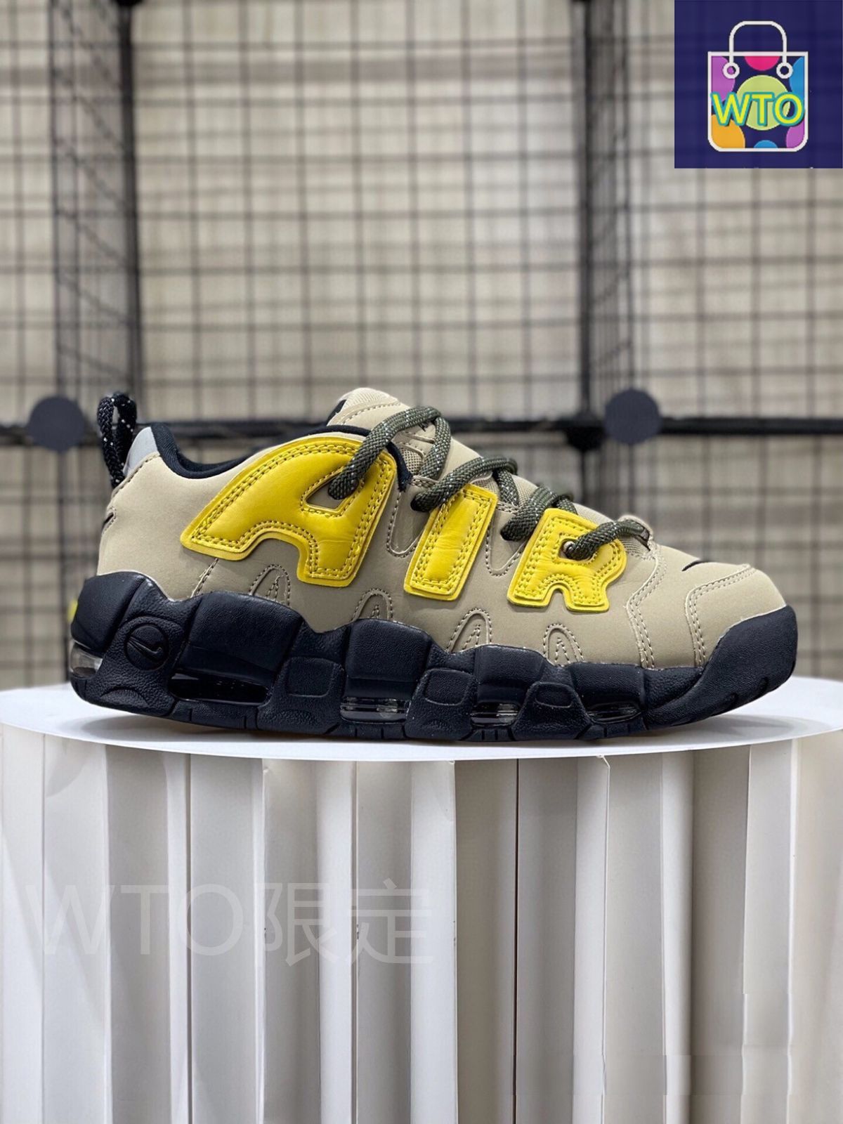 お値下げしました??即購入?? NIKE ナイキ AMBUSH AIR MORE UPTEMPO LOw SP スニーカー FB1299-200 箱付-WTO輸入2-DW24