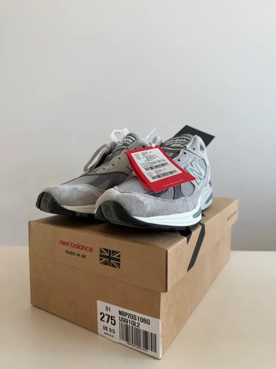 新品275 ニューバランス 991v2 (made in UK)