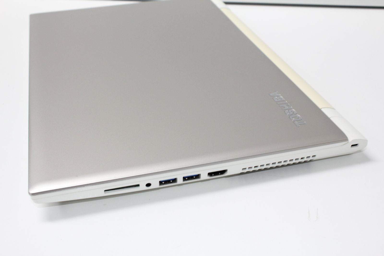 東芝 dynabook T55/TG 中古 i3 SSD256GB メモリ8GB - メルカリ