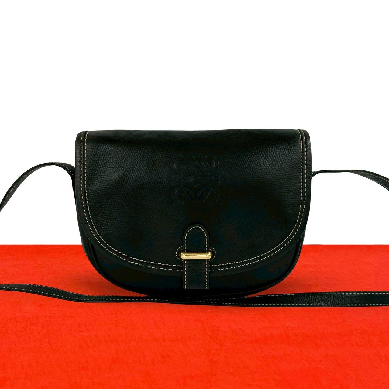 美品‼️ロエベ アナグラムロゴ レザーショルダーバッグ ブラック 黒 本革 極 美品 LOEWE ロエベ ヴィンテージ アナグラム ロゴ レザー 本革