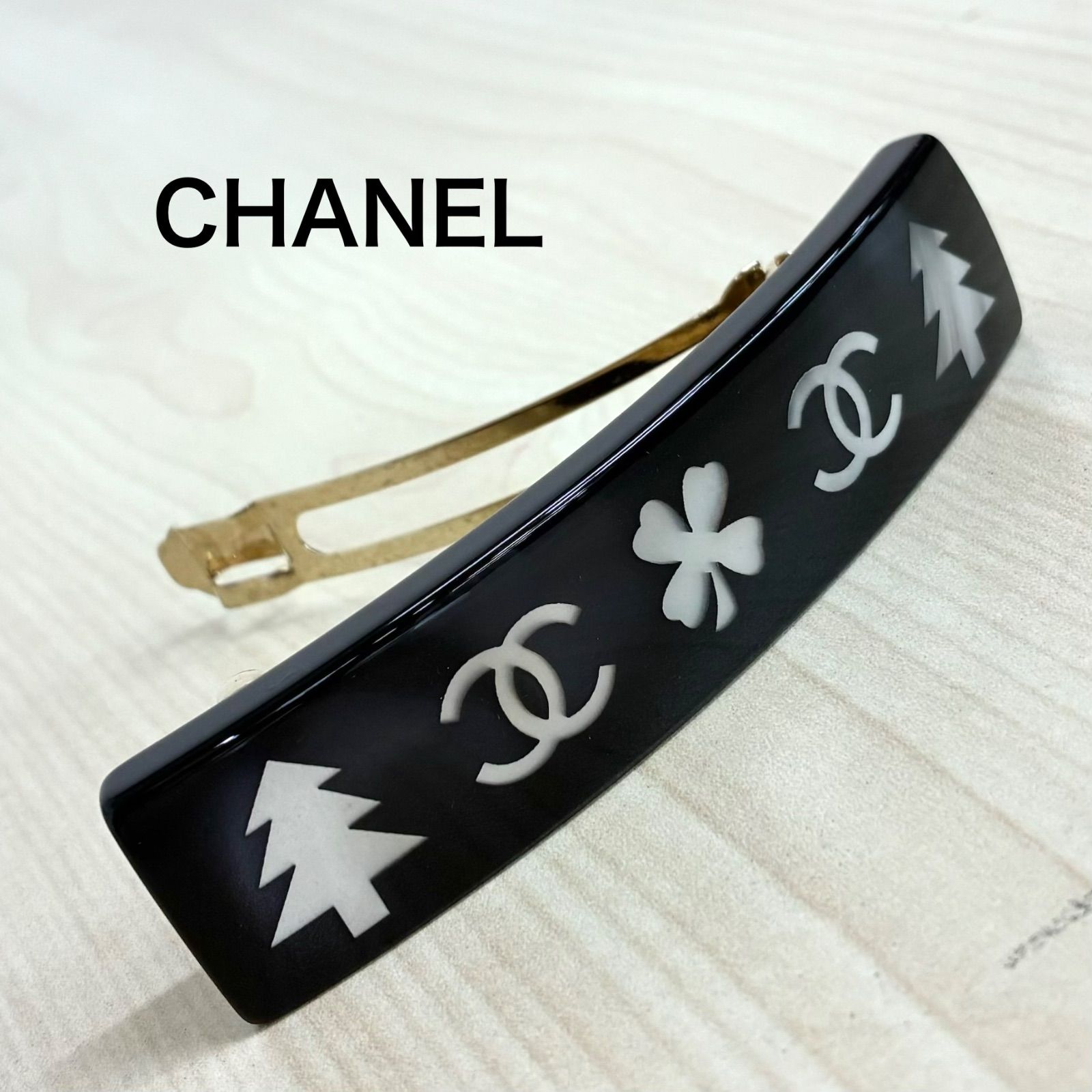 シャネル CHANEL】ココマークモミの木クローバー/パレッタ ブラック