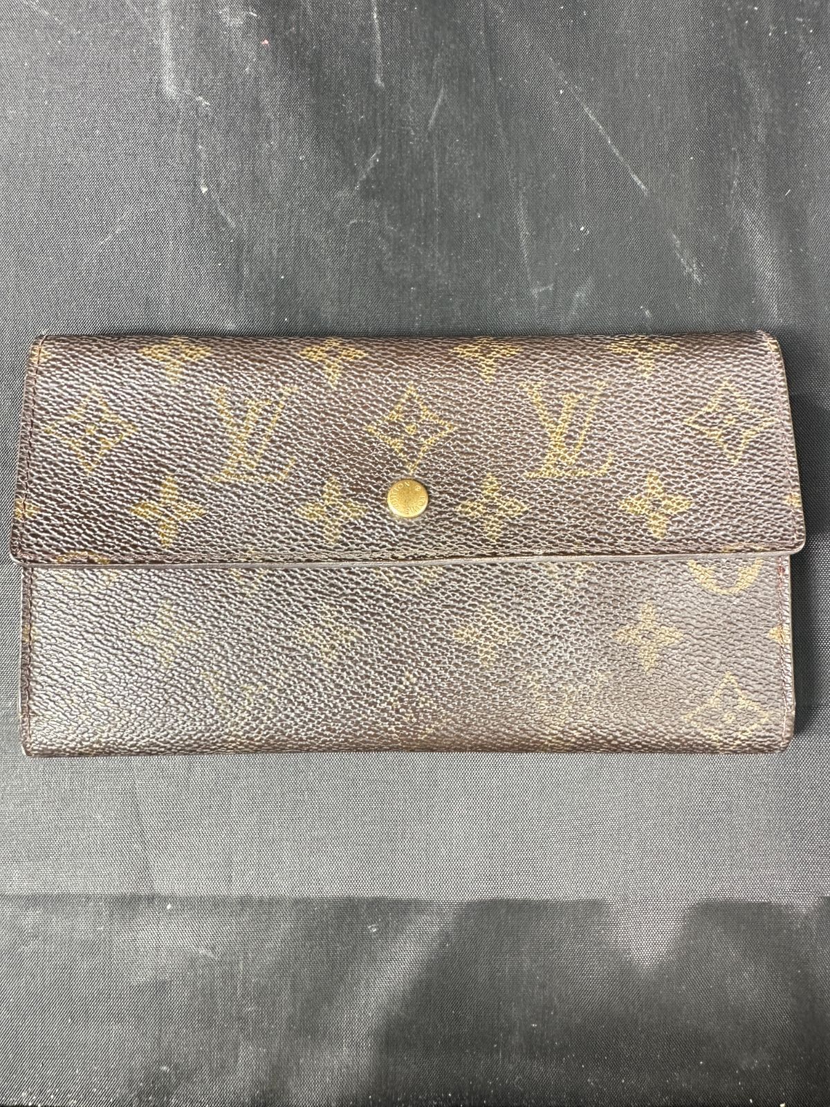 ルイヴィトン 　 長財布 B26061449