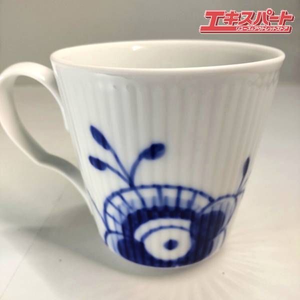 ROYAL COPENHAGEN ロイヤルコペンハーゲン ブルーフルーテッド メガ