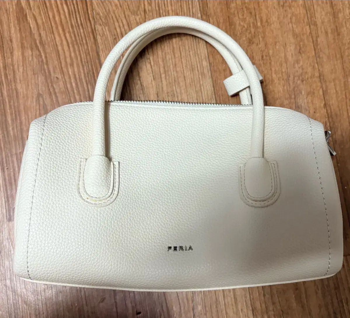 FERIA ノーブランド ミニバック